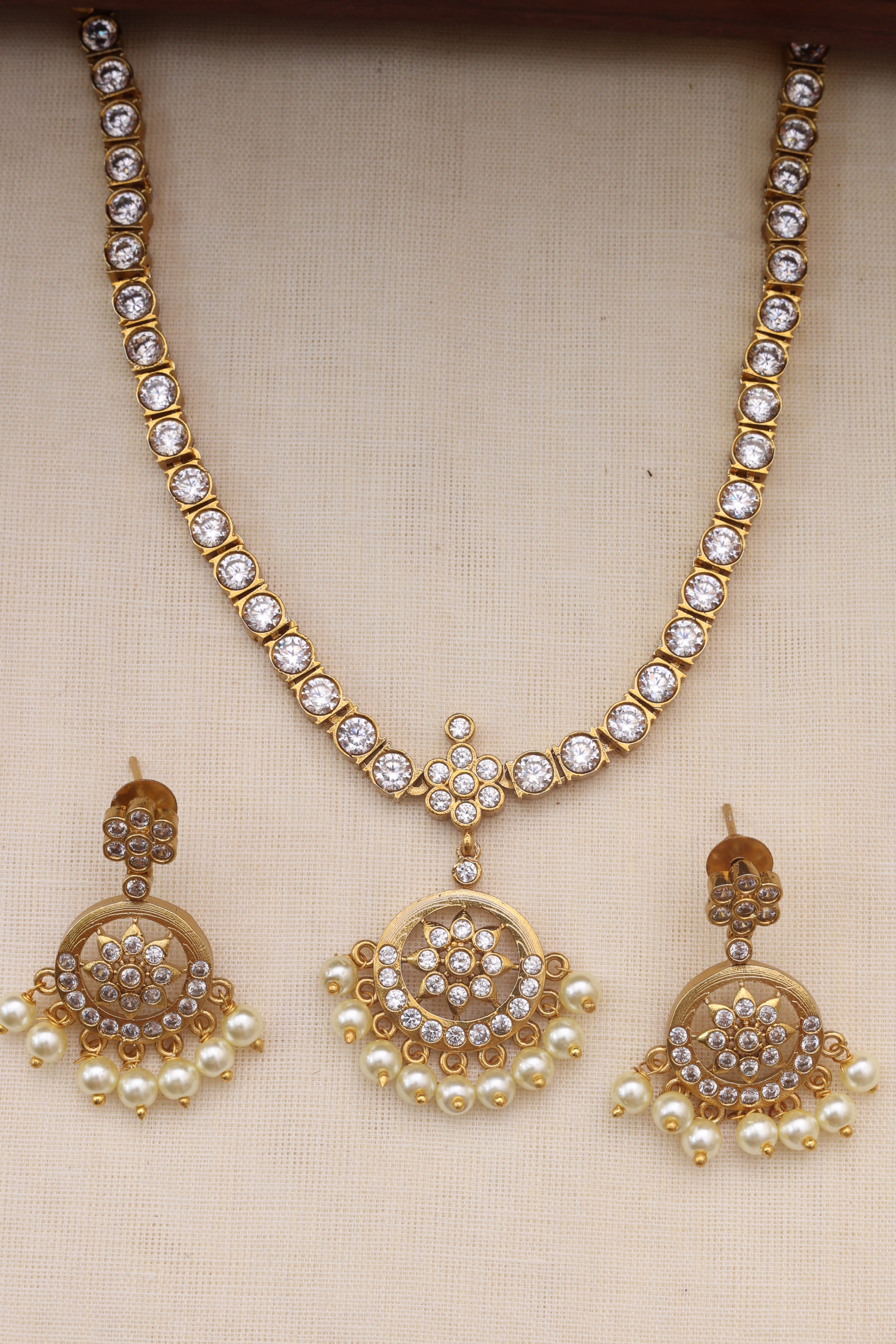 Thanjai Attigai-(JS 0286)