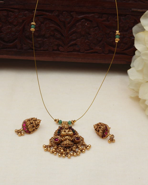 Invisible Devi necklace set