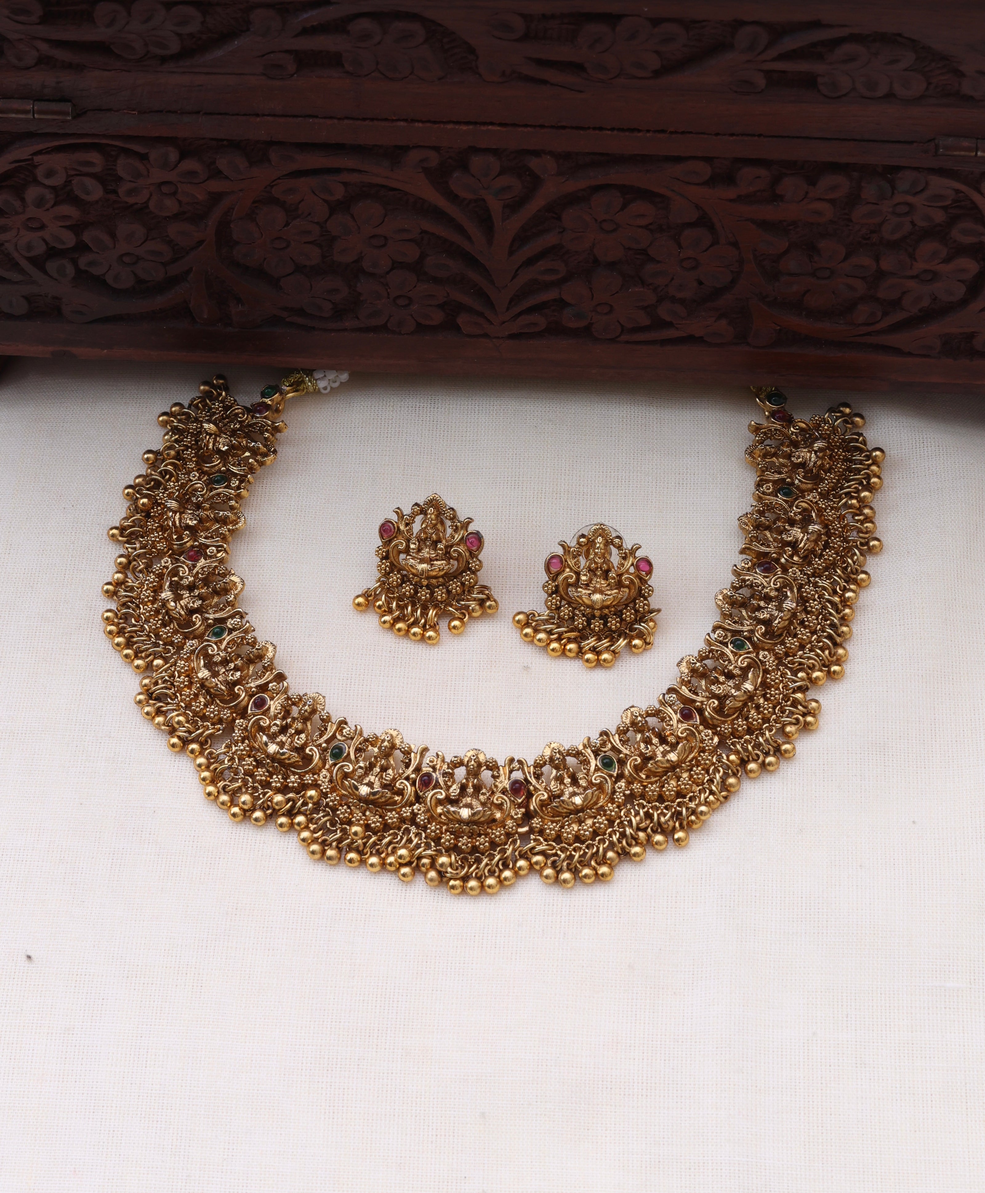 Ahaana necklace set - (JS 0224)