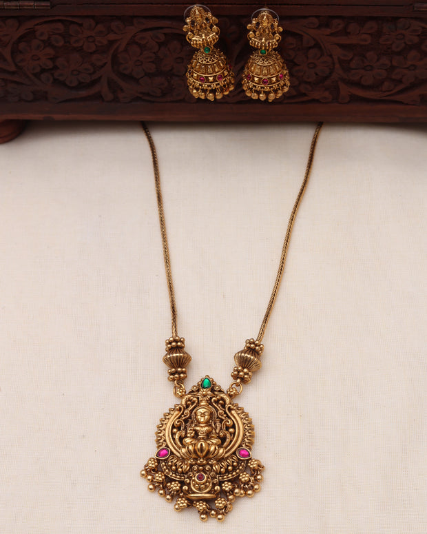 Lalitha haaram-JS 0124