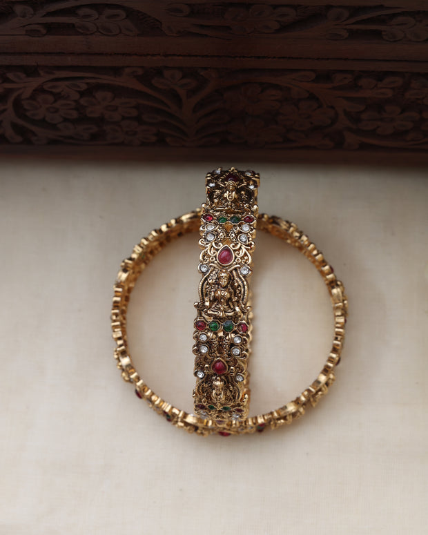 Ratna bangles