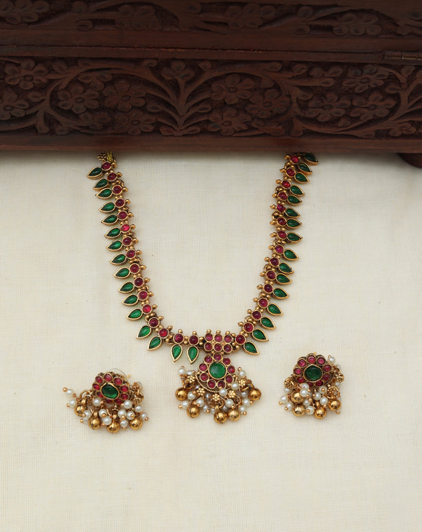 Haritha necklace set