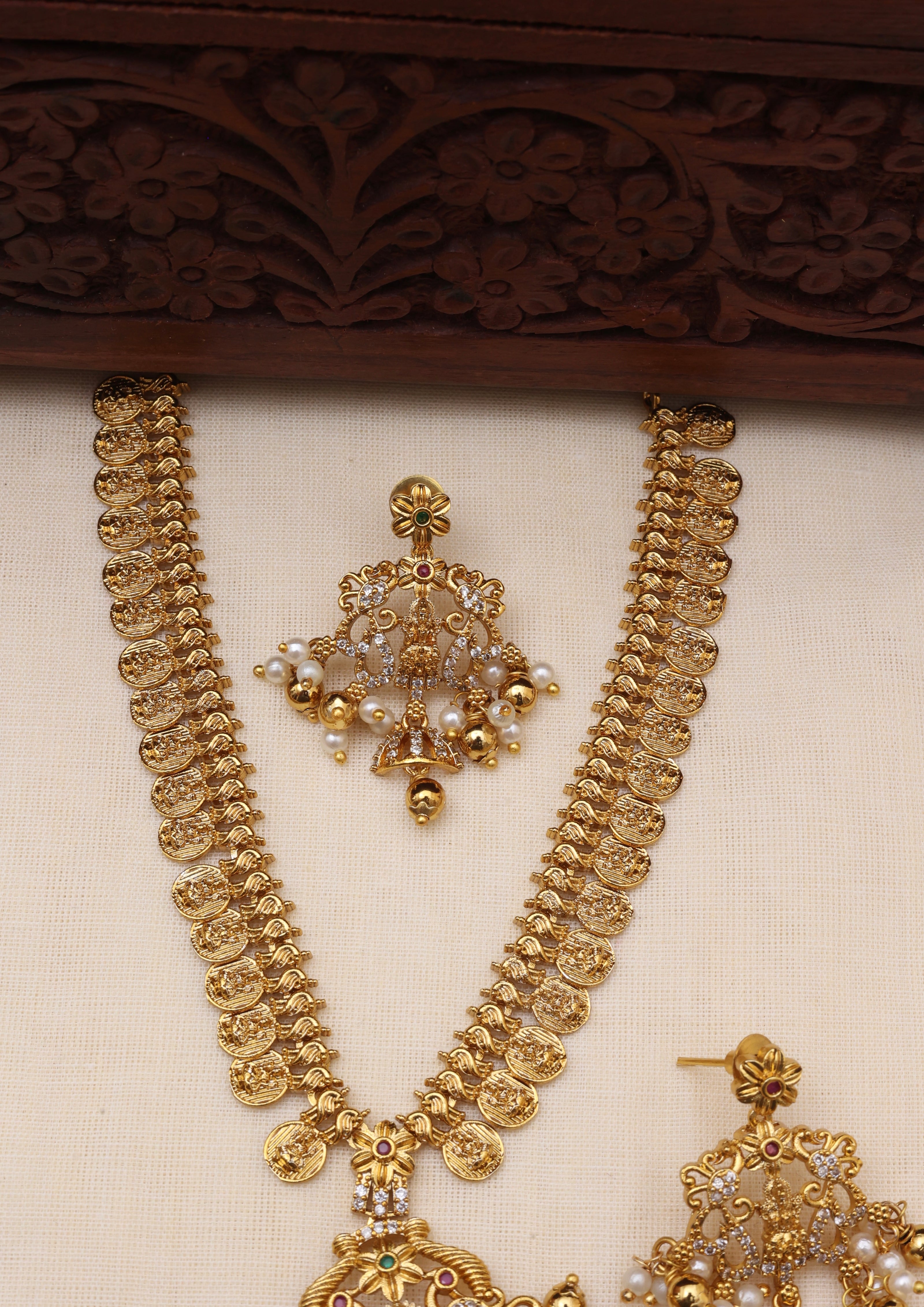 Aiswarya kaasu necklace set-JS 0109