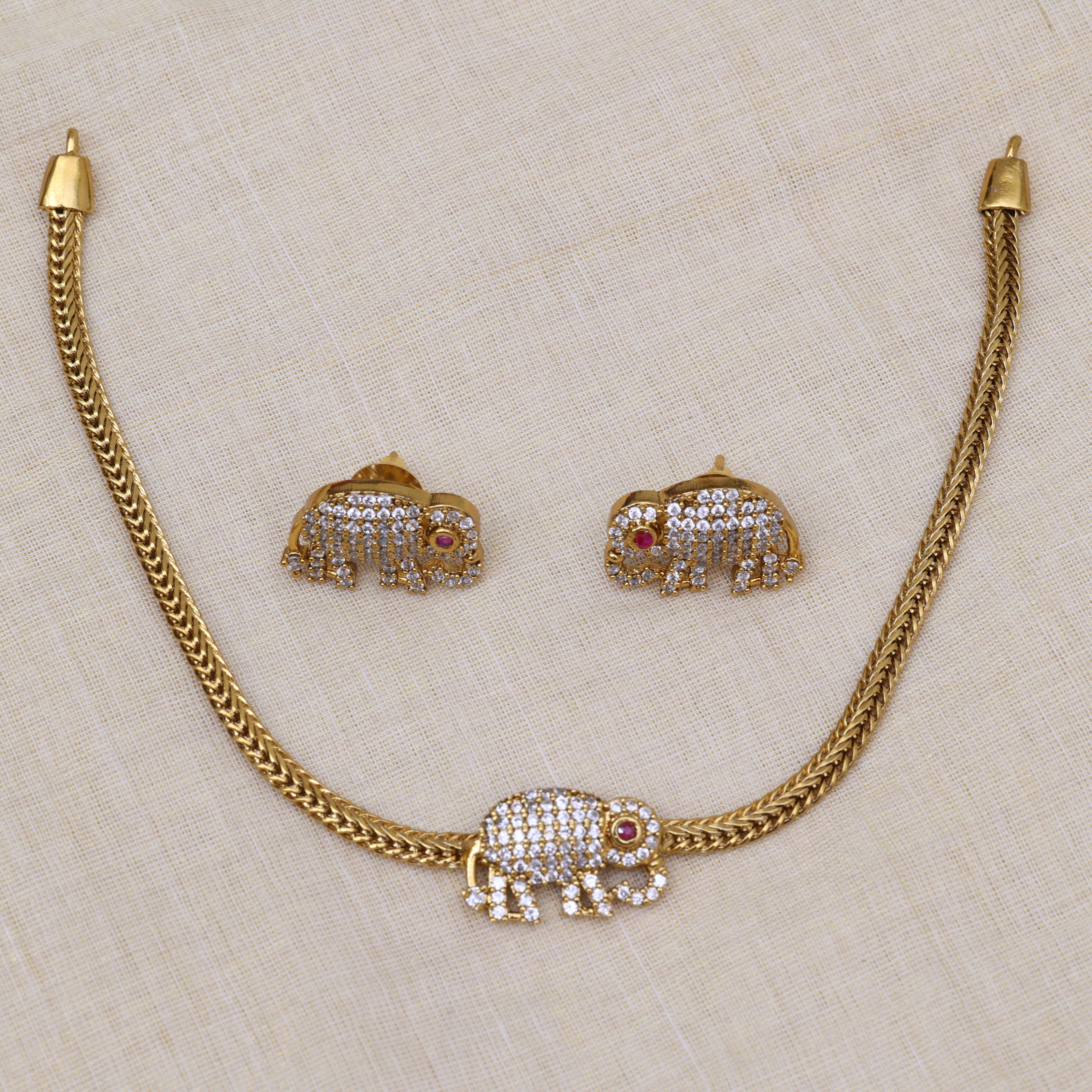 Elephant choker set