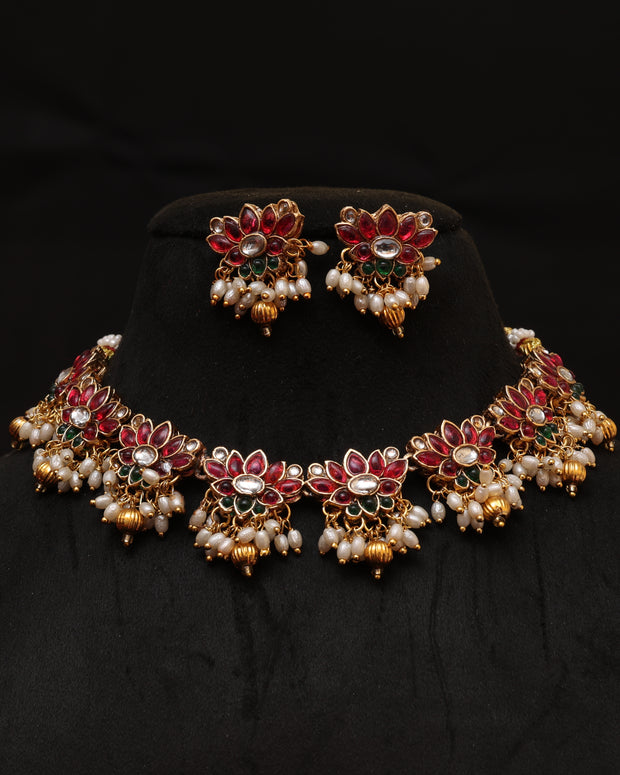 Golden lotus necklace set