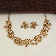 gold lotus necklace set