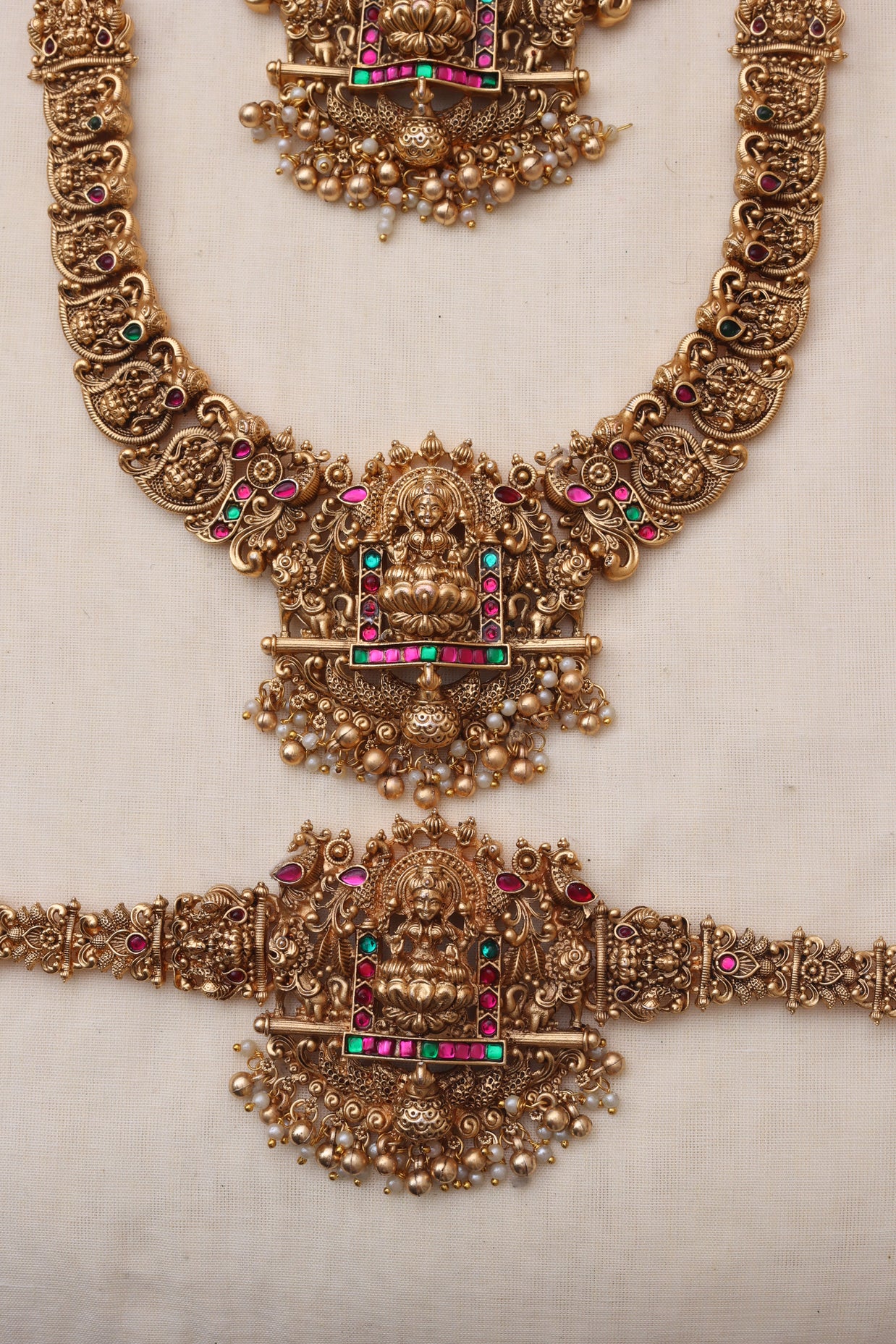 Deva bridalset