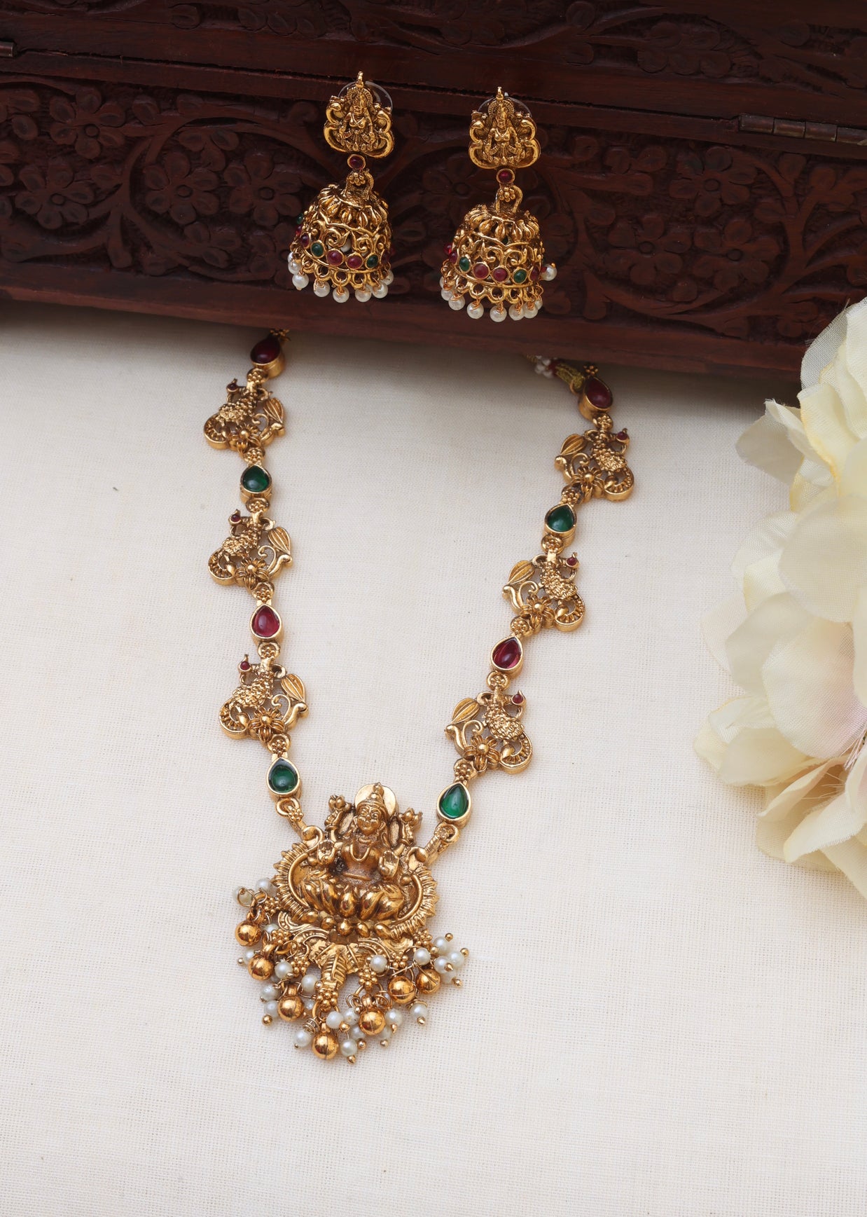 Shakti Antique necklace set