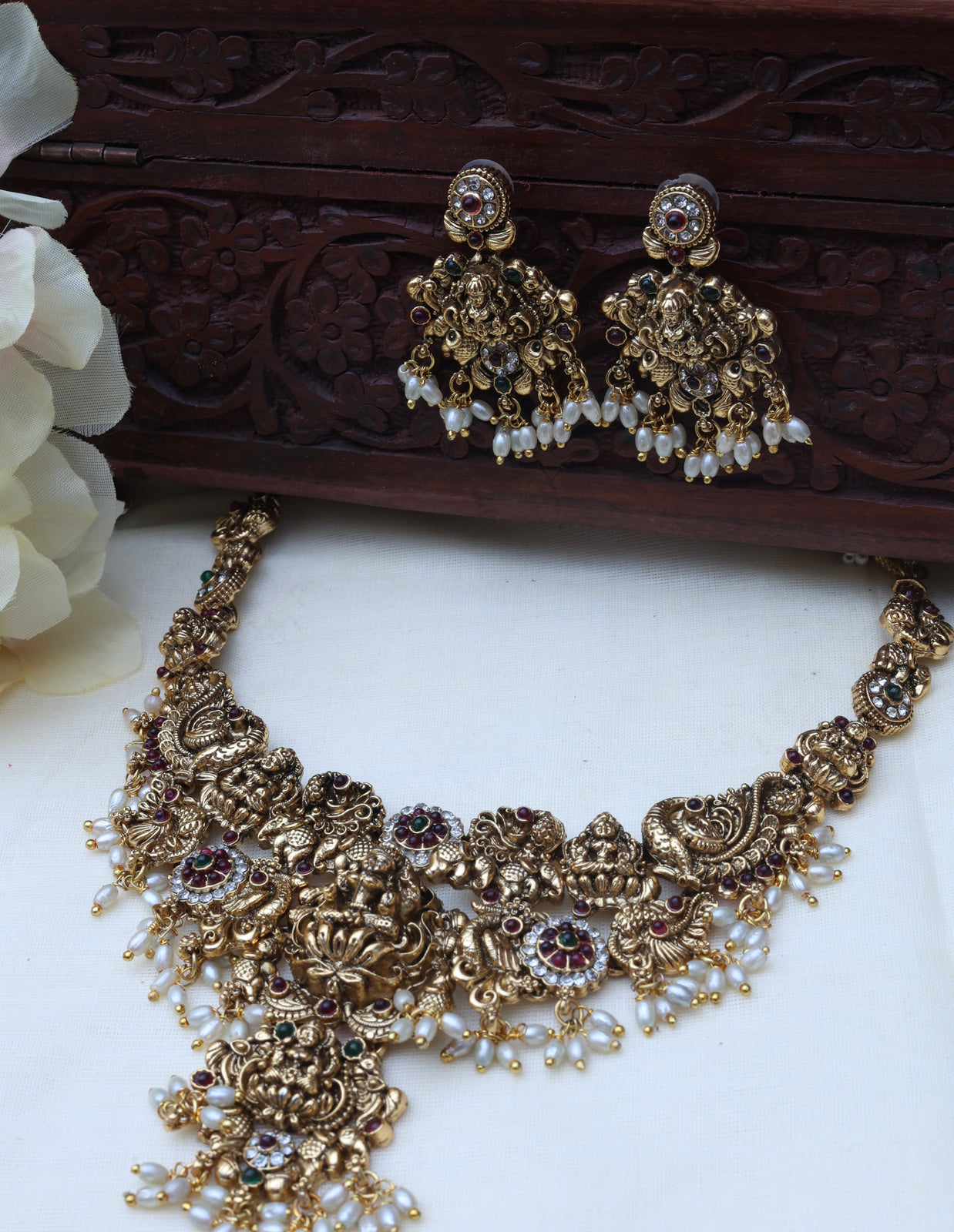 Nagas Lakshmi necklace set
