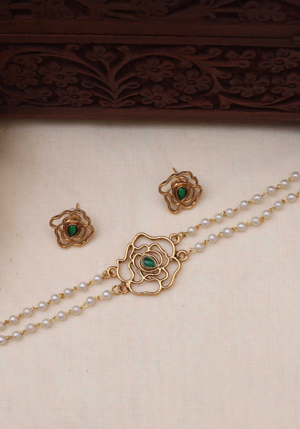 Flower pearl choker Green-JS 0115