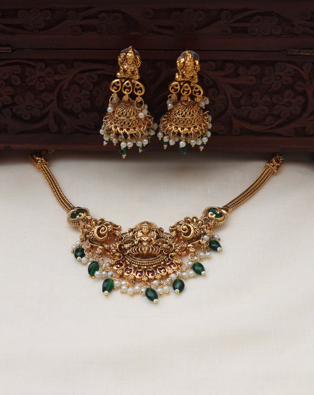 Vaibhavi Temple choker set