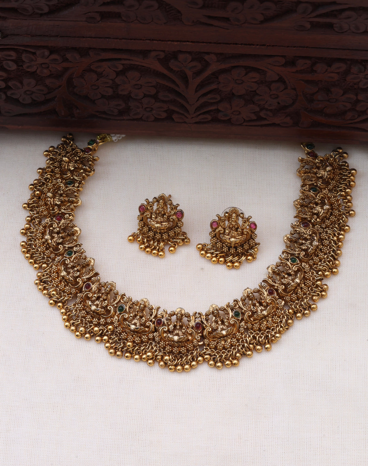 Ahaana necklace set - (JS 0224)