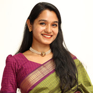 Pearl lakshmi choker