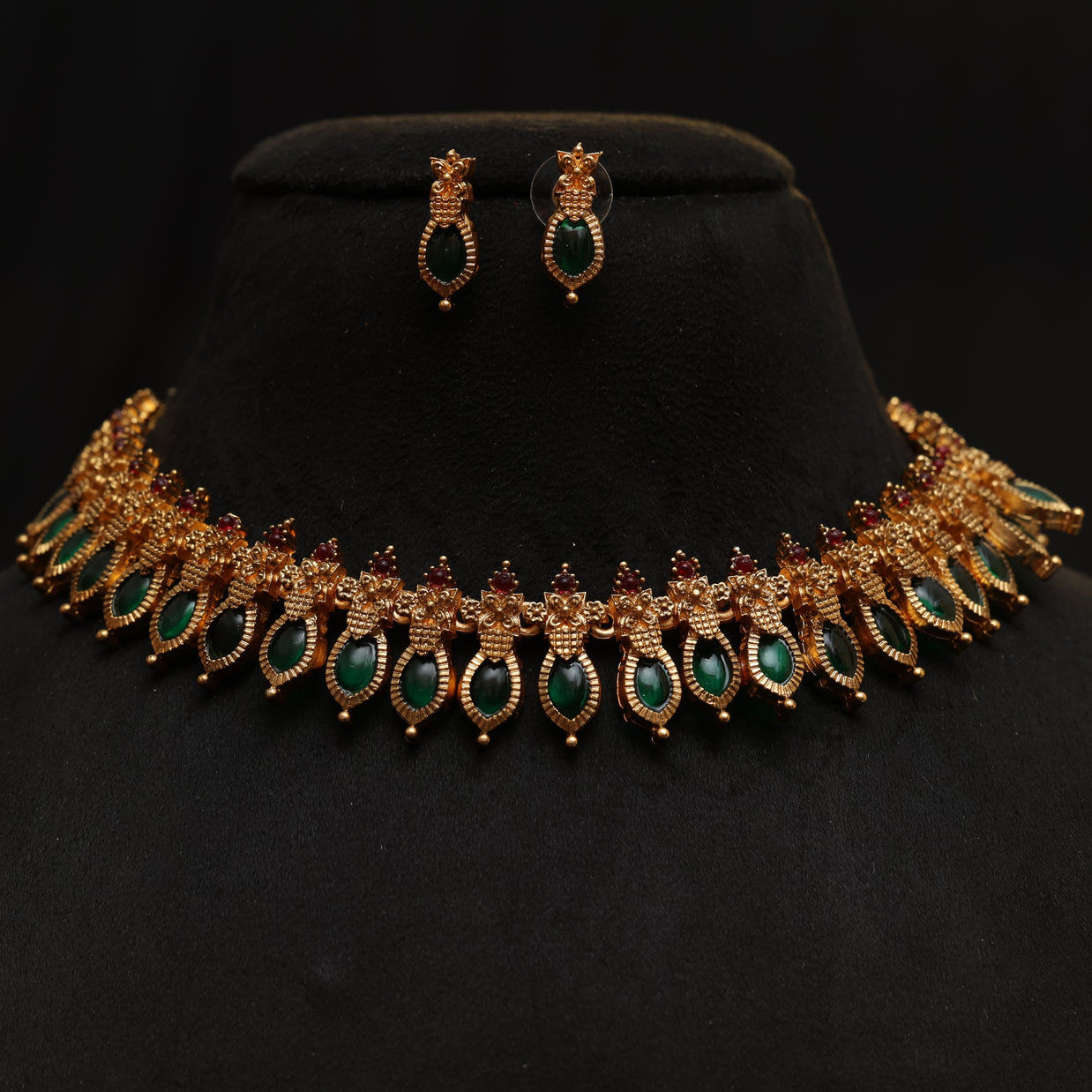 Budget Palakka necklace set