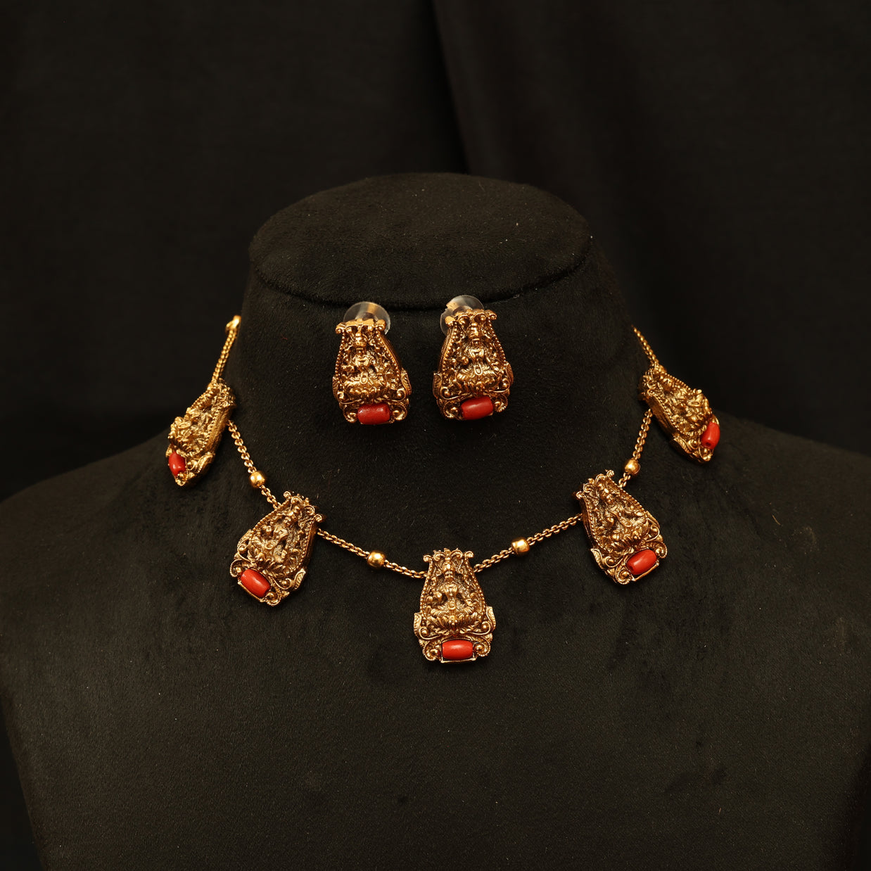 Coral Lakshmi necklace set
