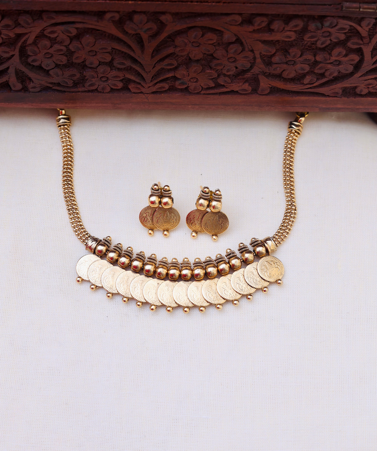 Suvarna coin choker/necklace set