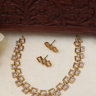 Kira Ad necklace set