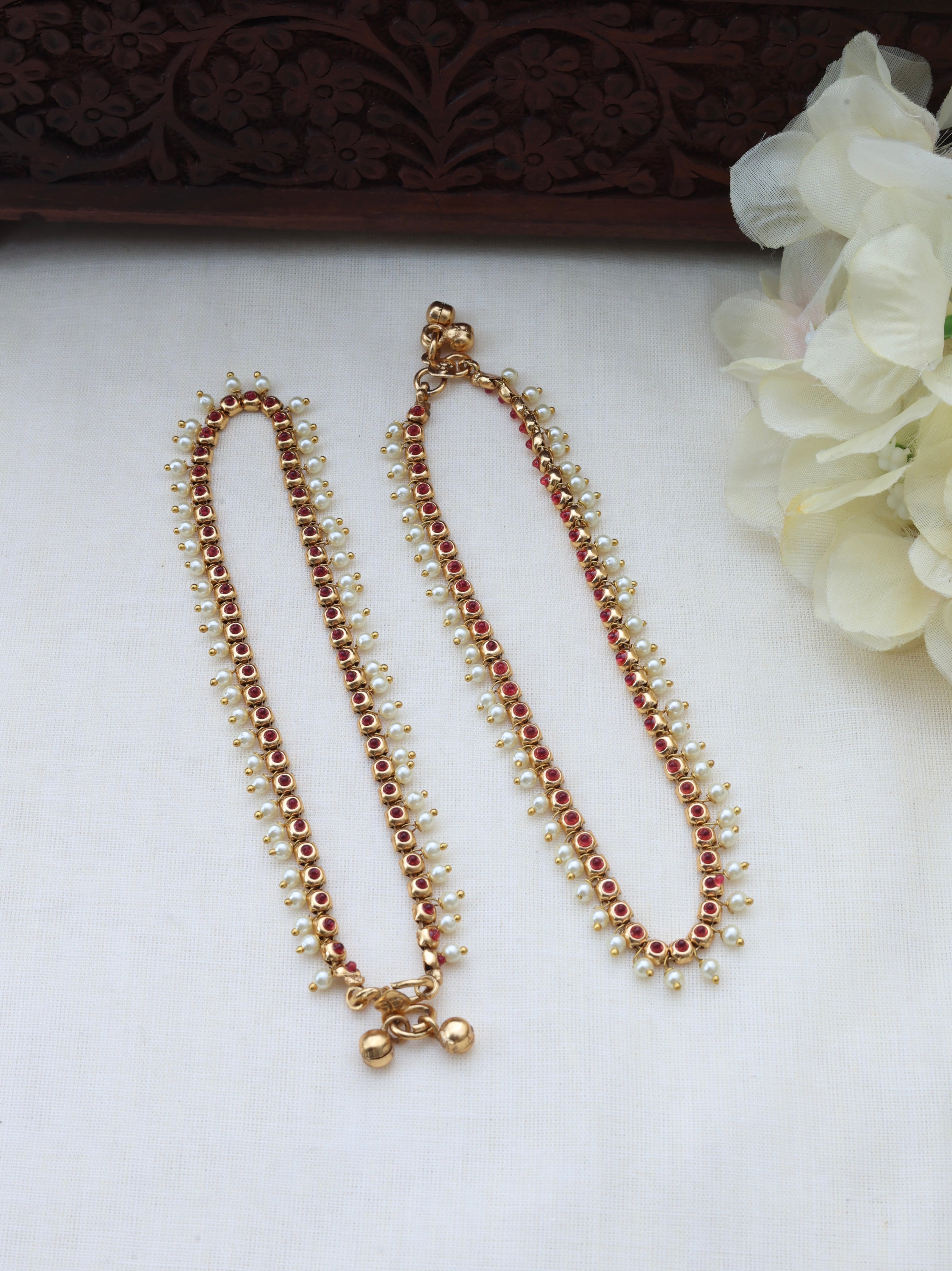 Ruby motti Anklet