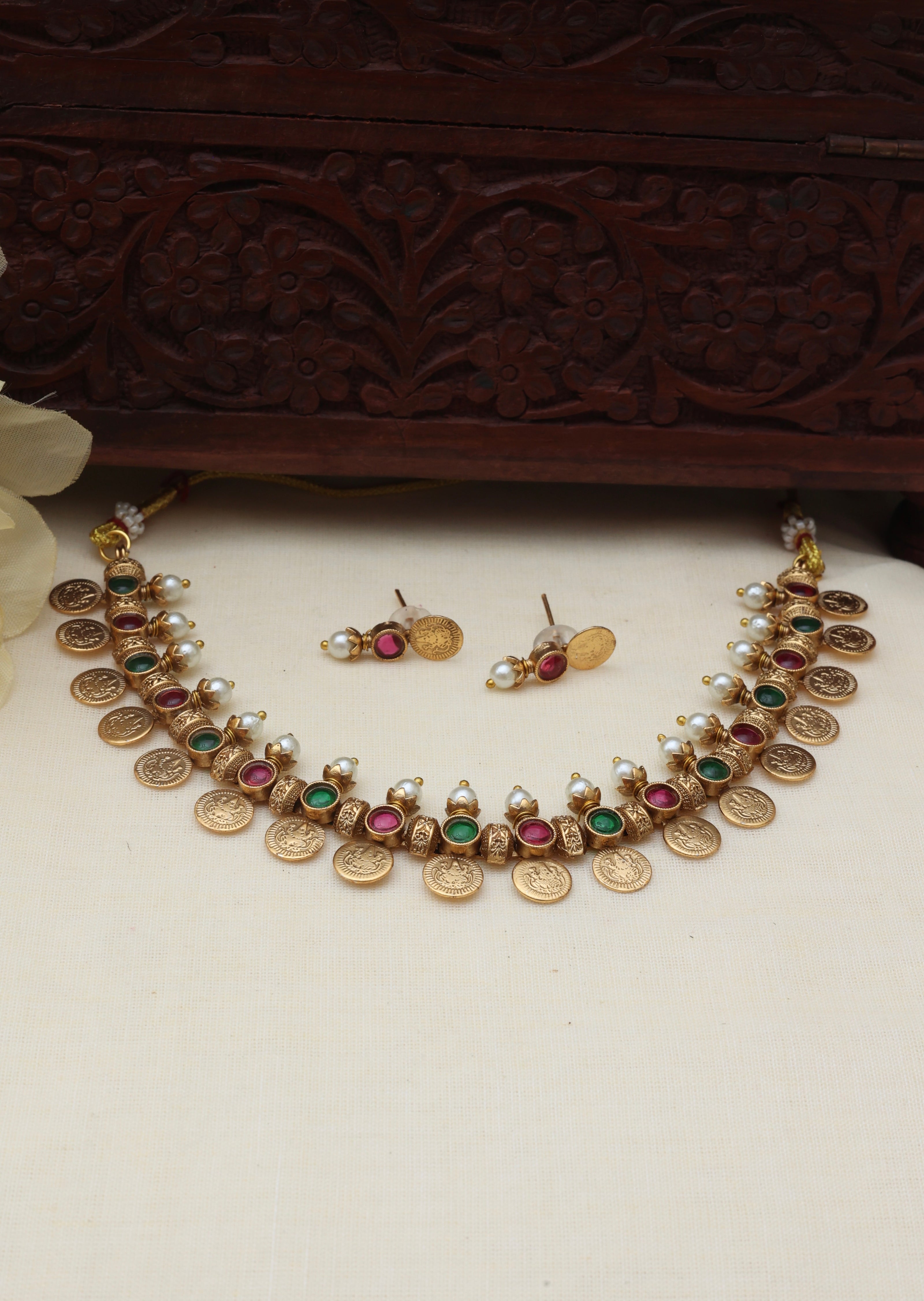 Devi kaasu necklace set