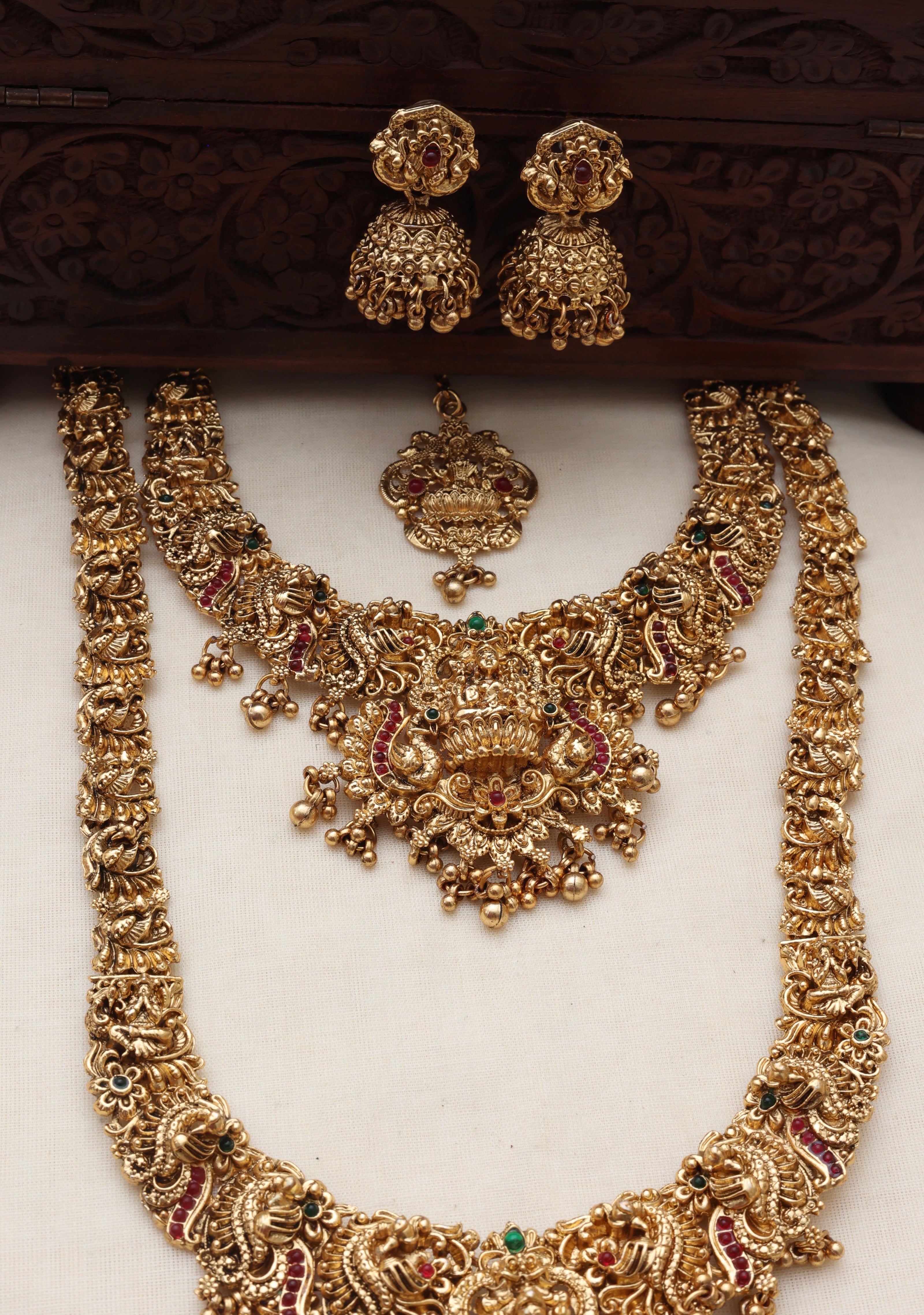 Anushka Bridalset-(BS 023)