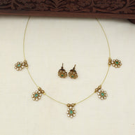 Invisible flower necklace set