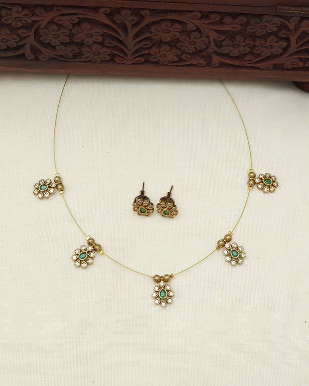 Invisible flower necklace set