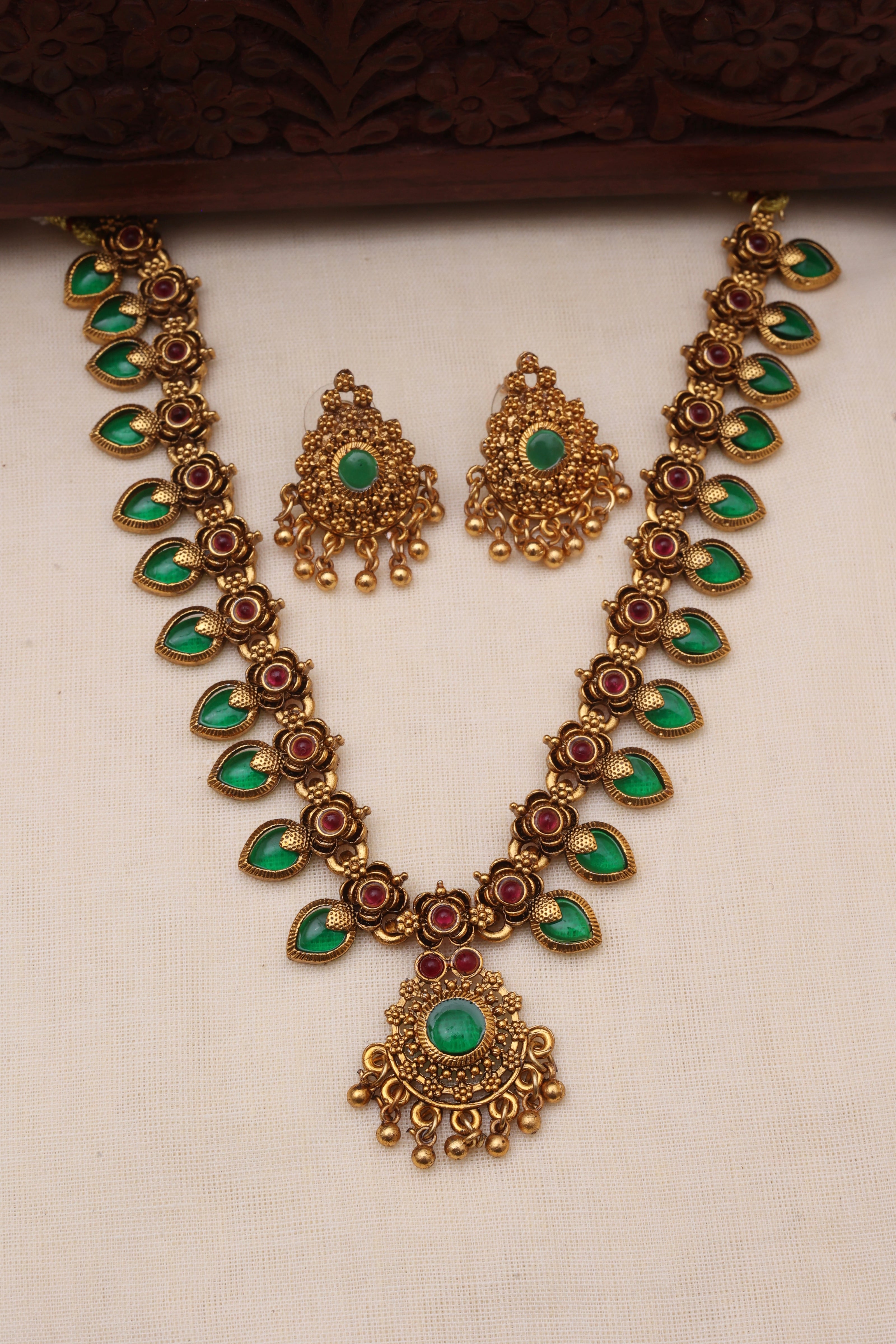Palakka necklace set short-JS 0103