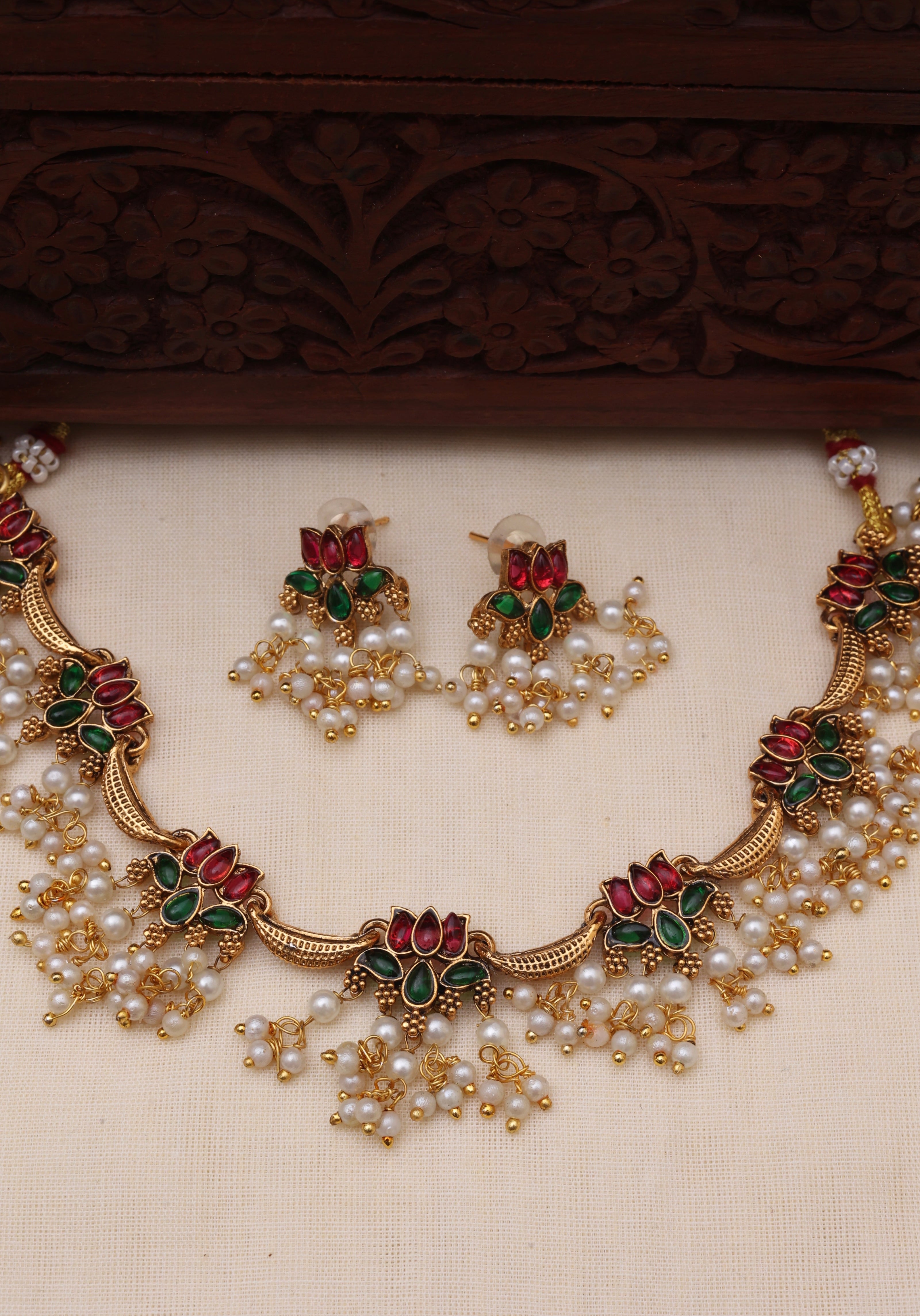 Lotus grace necklace set-JS 0104