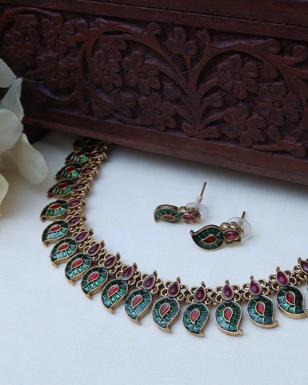 Pavitra Necklace set