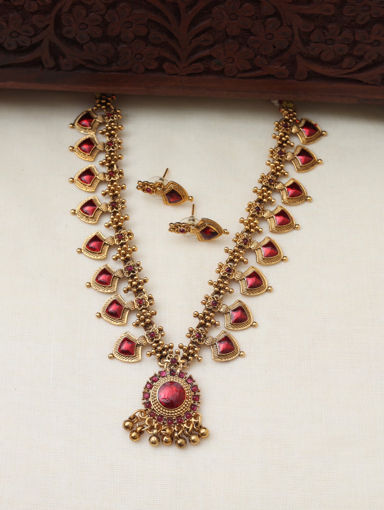 Short palakka necklace set