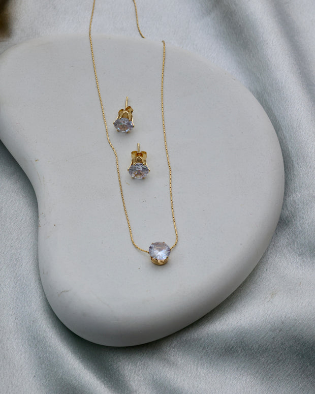Diamond pendant necklace set