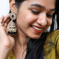 Chandni Sunehri Jhumka