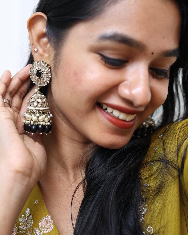 Chandni Sunehri Jhumka