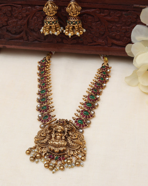 Aaradhya Necklace set