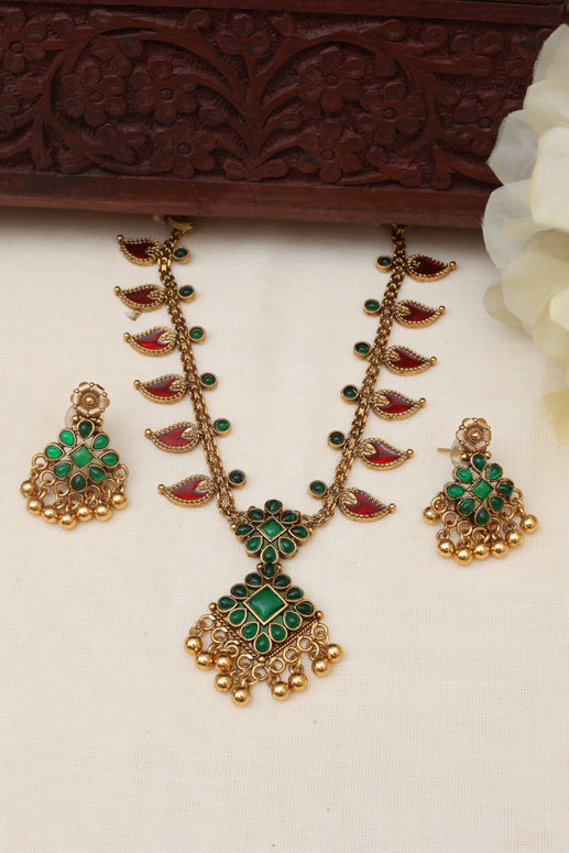 Arangini Kemp necklace set