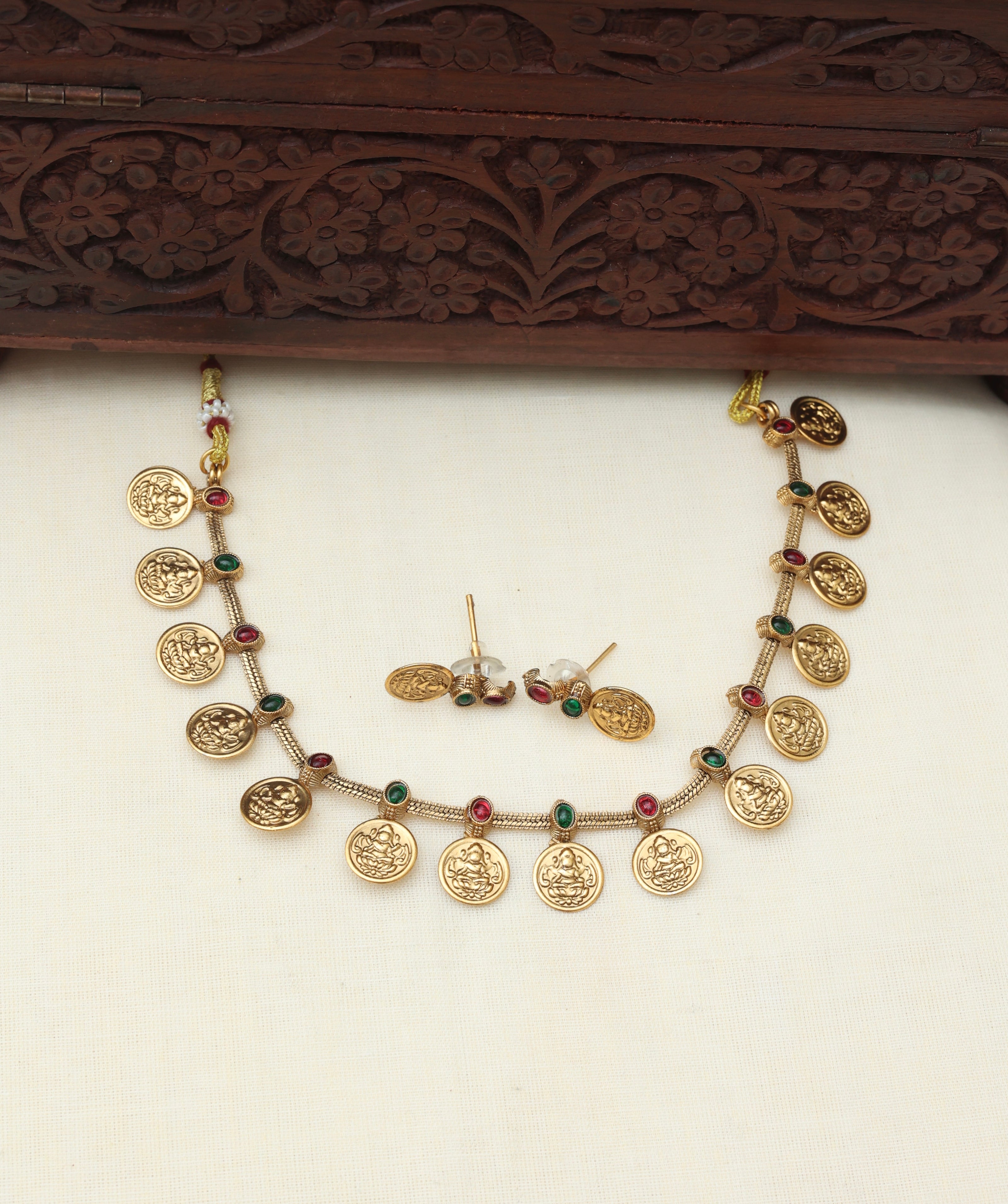 Devi coin necklace set
