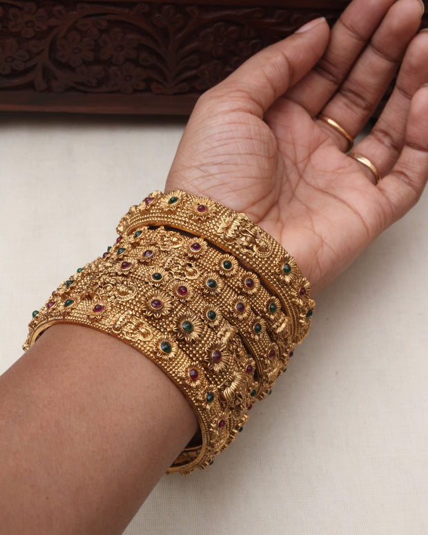 Sumangali Bangles-001