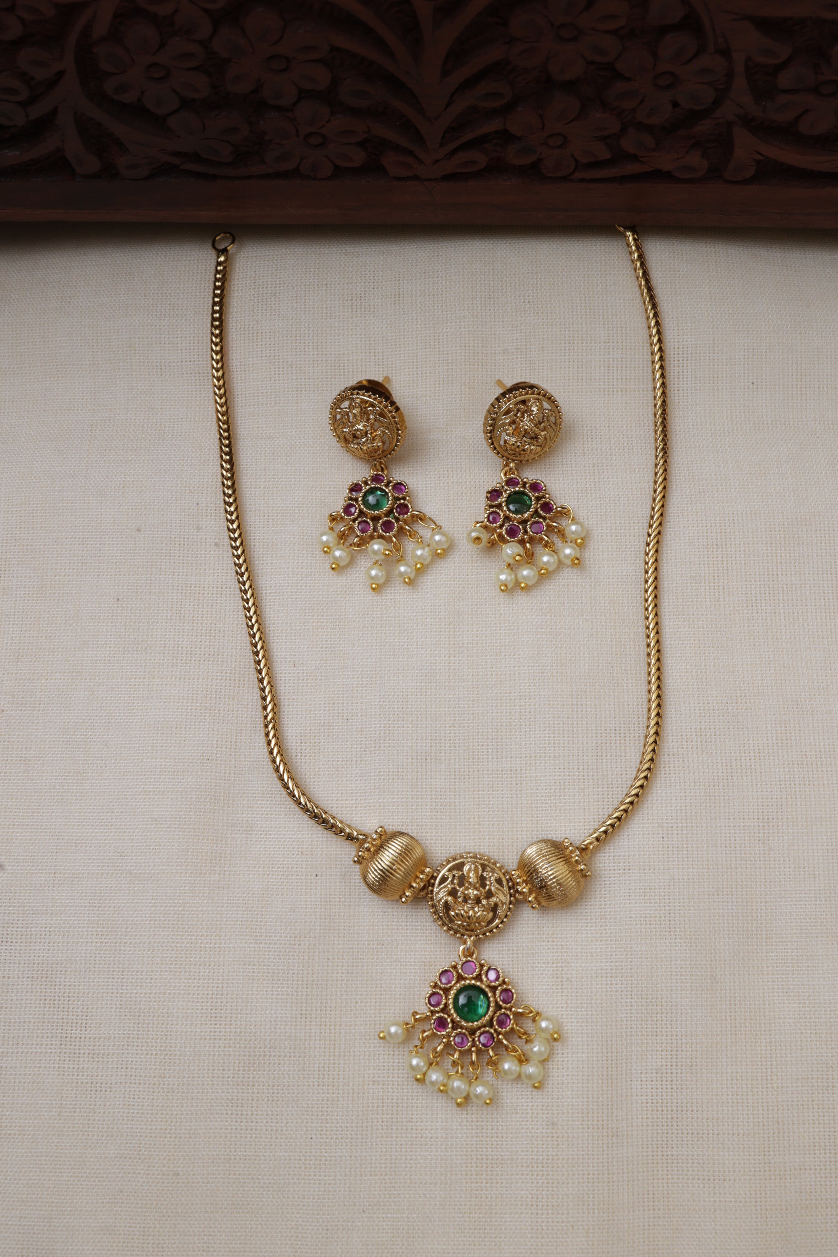 Hema necklace set-JS 0214