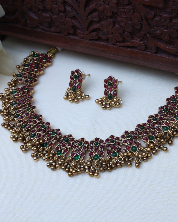 Varnika necklace set