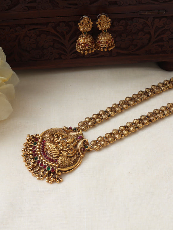 Karthika long haaram