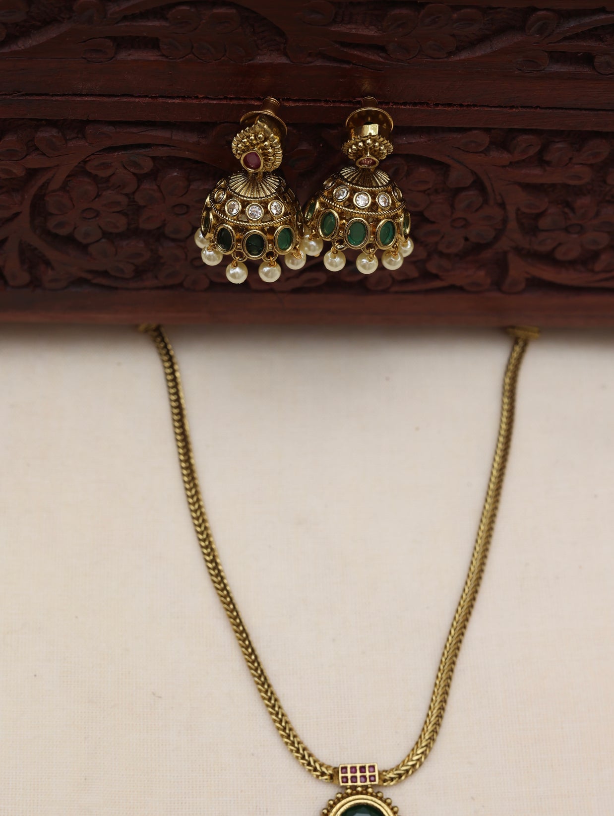 Samanta necklace set
