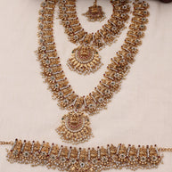 Savitri bridalset