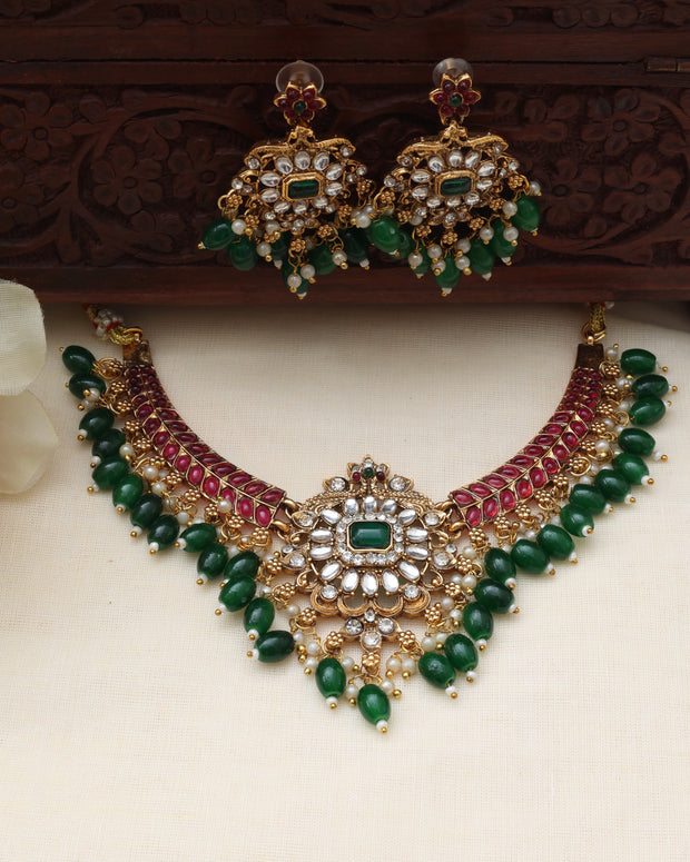 Emerald glow necklace set