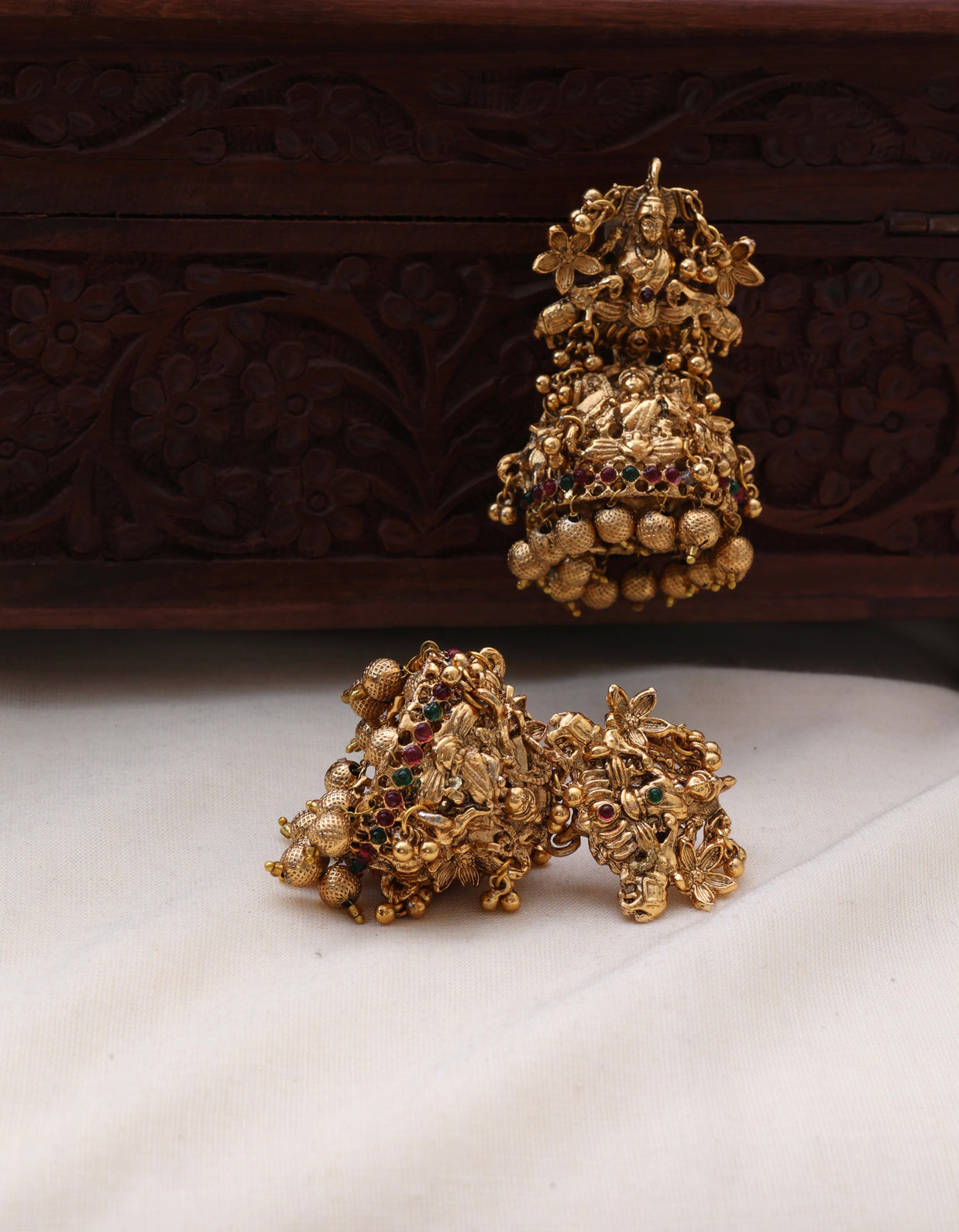 Nayanthara heavy golden jhumkas - (ER 163)