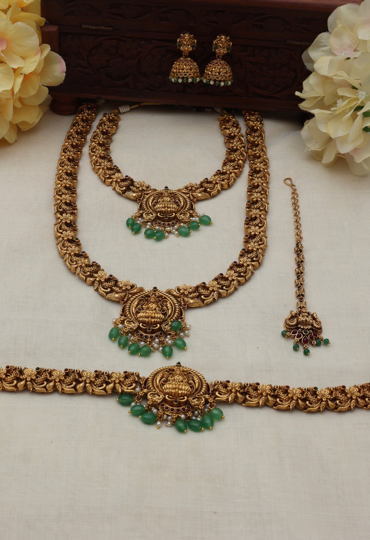 Shobhita Bridalset