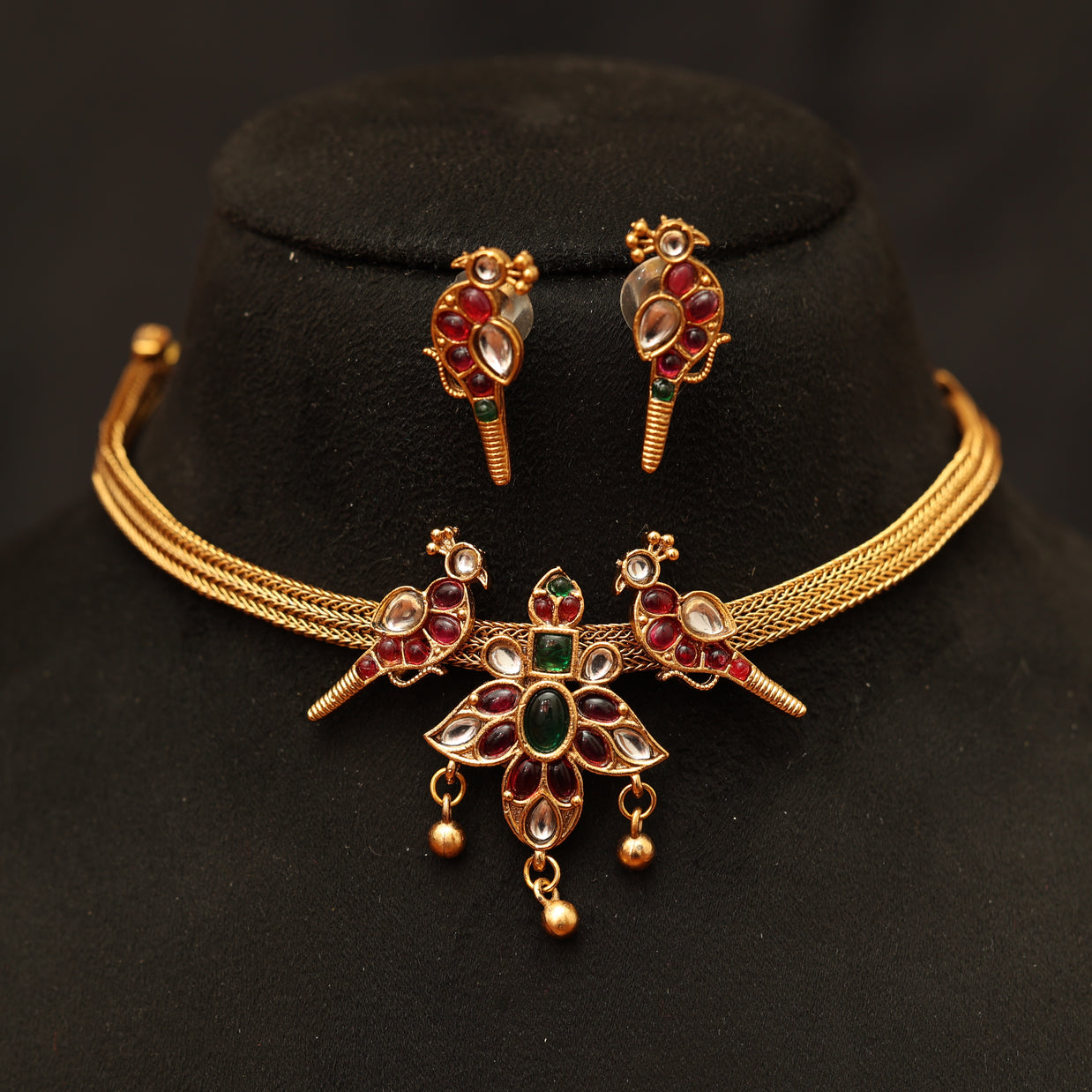 Antique Peacock choker set