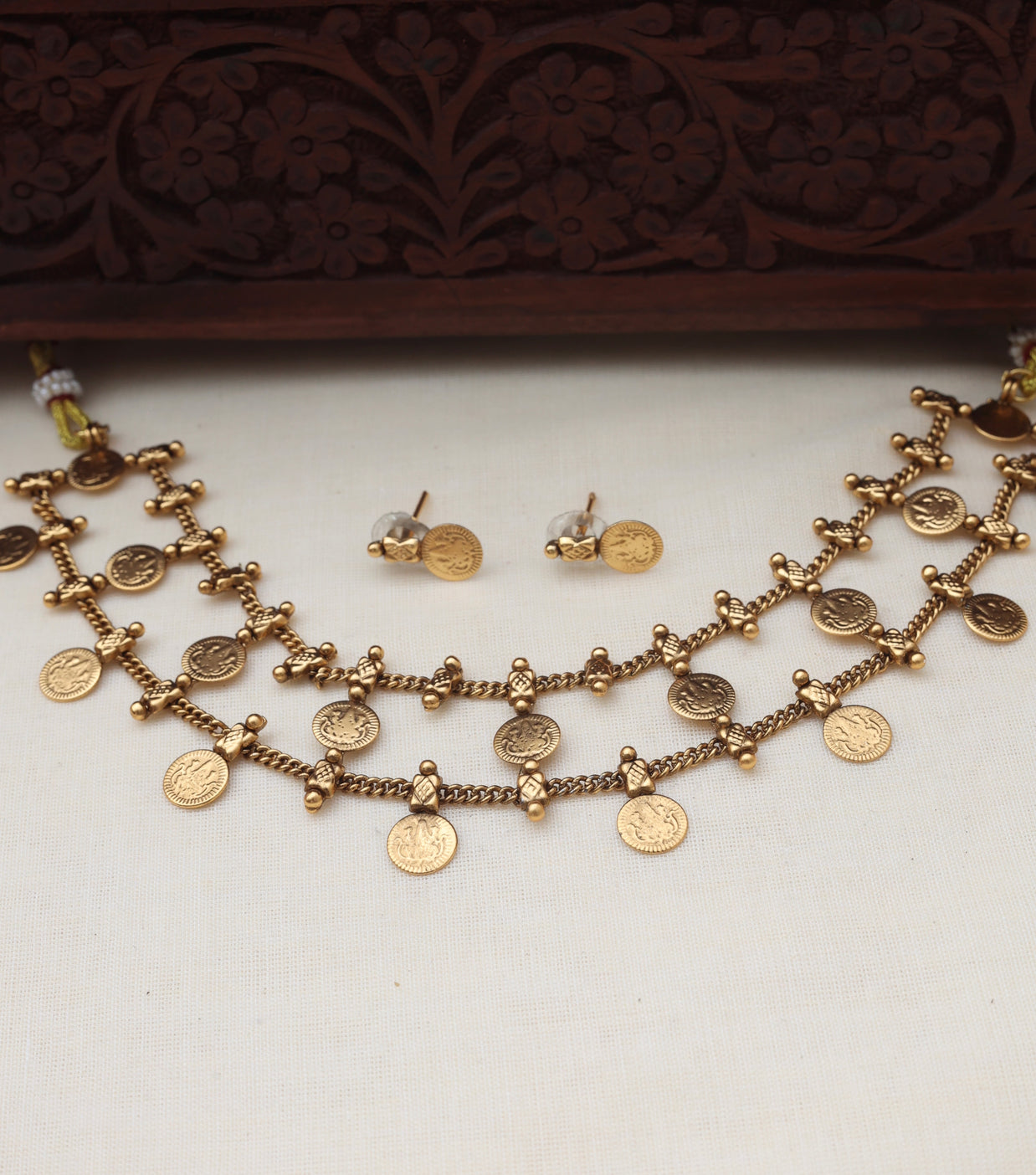 2 layer coin choker set