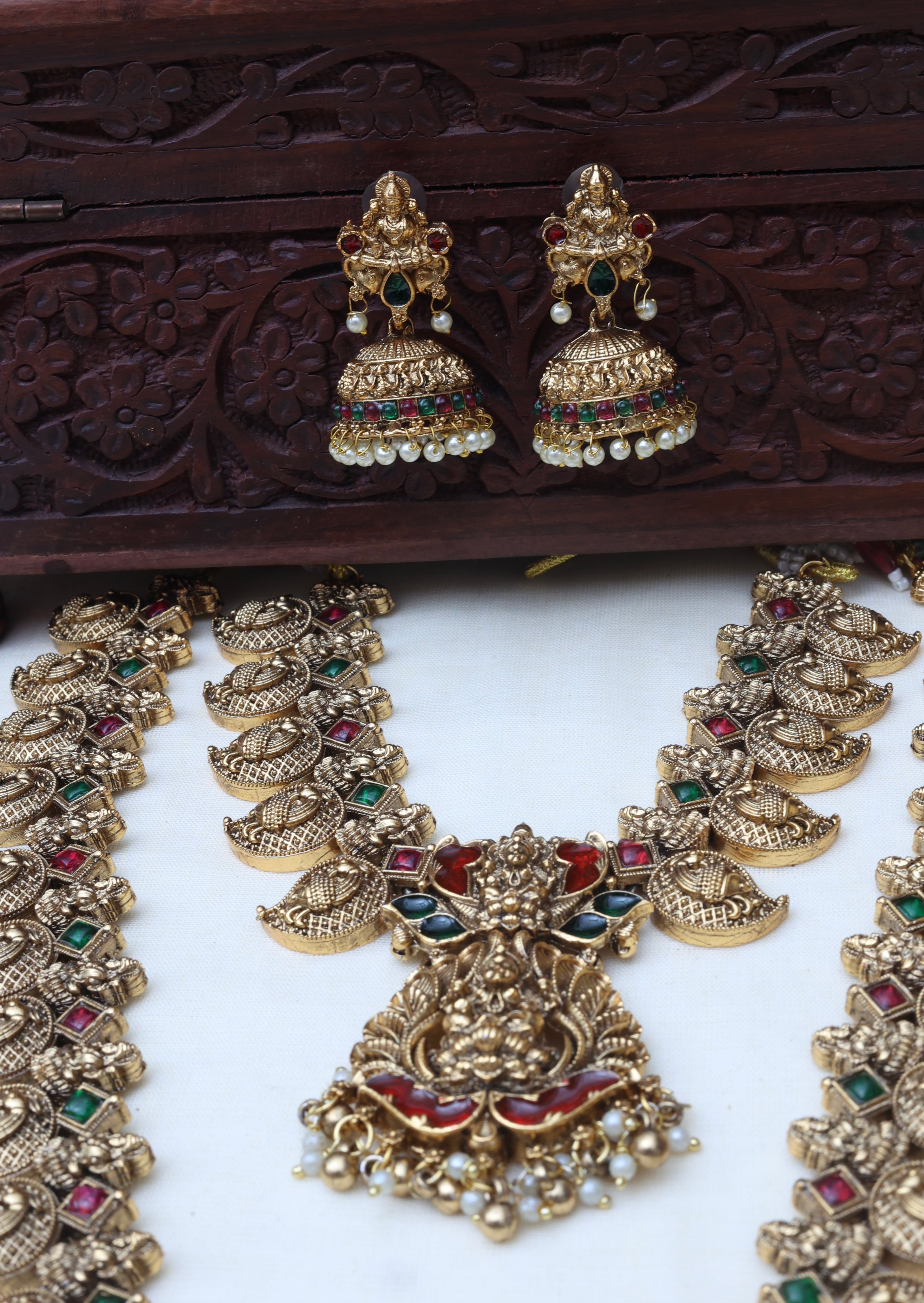 Devi Amrahaar Bridalset