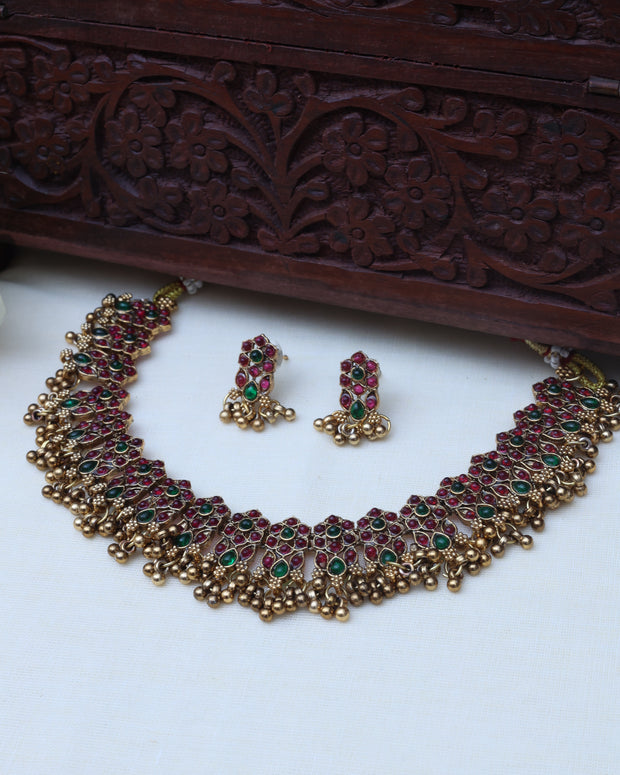 Varnika necklace set