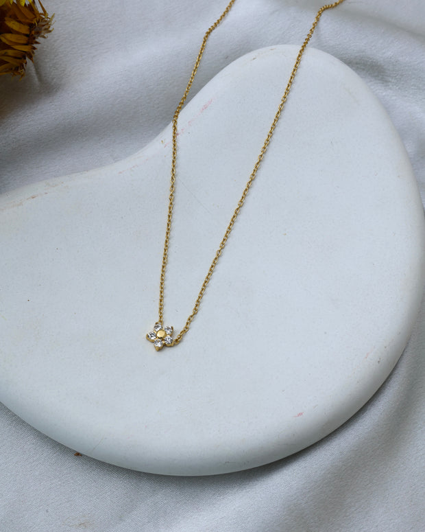 Flower pendant chain